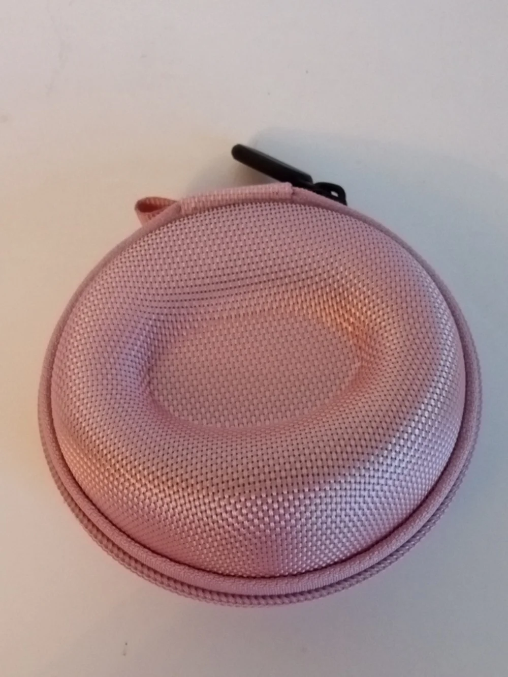 Invicta Light Pink Round Earbud Carrying Case with Logo NWOT